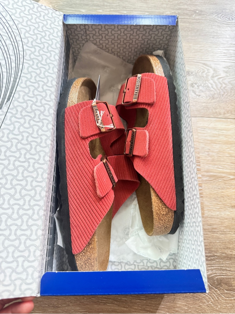 NIB Birkenstock Arizona limited-edition Corduroy Sienna Red embossed suede 37